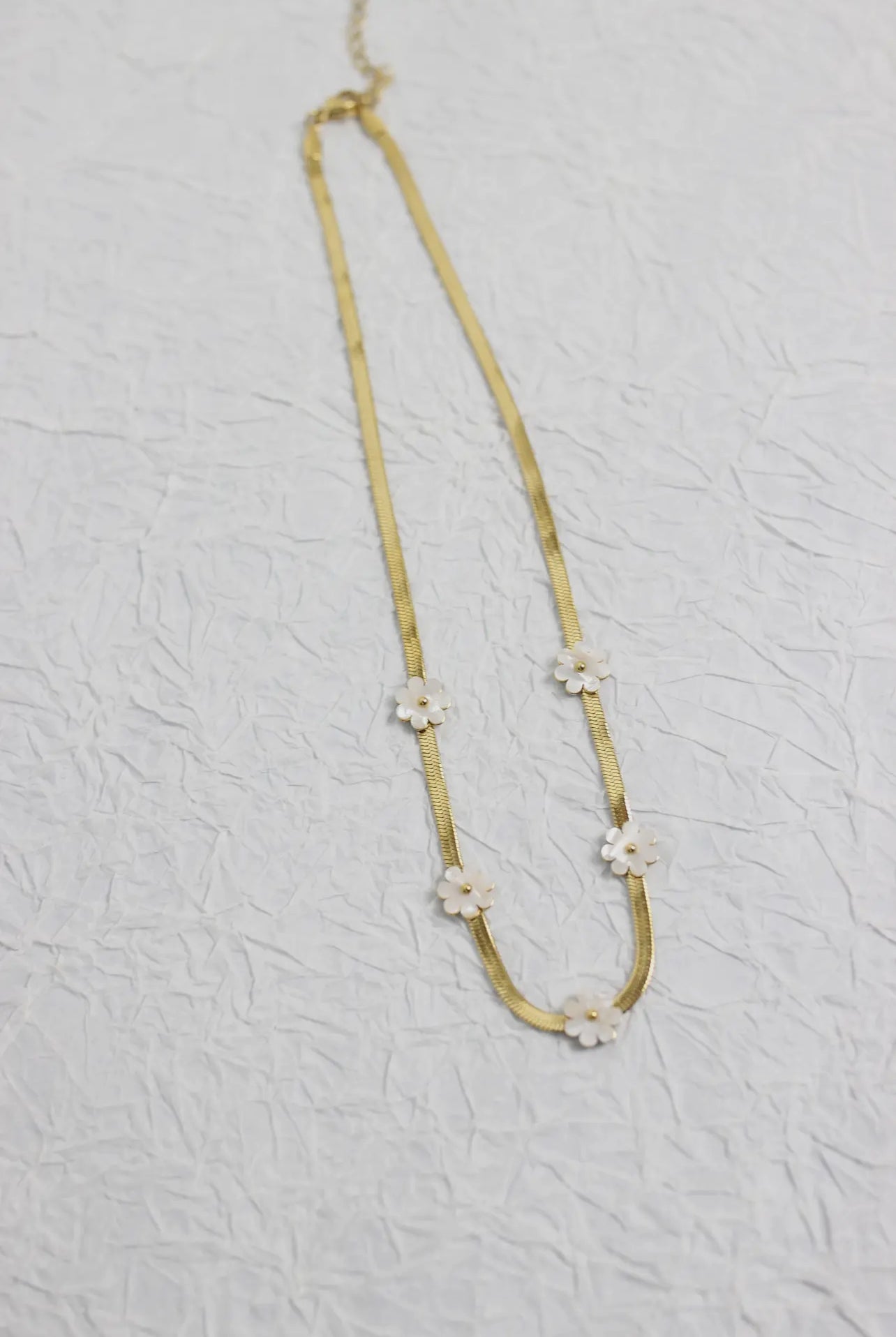 CASSIE NECKLACE